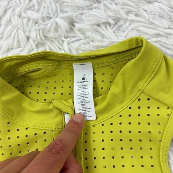 Lululemon Unleash Strength Bra *Medium Support, B/C Cup Yellow Serpentine - Picture 3 of 5